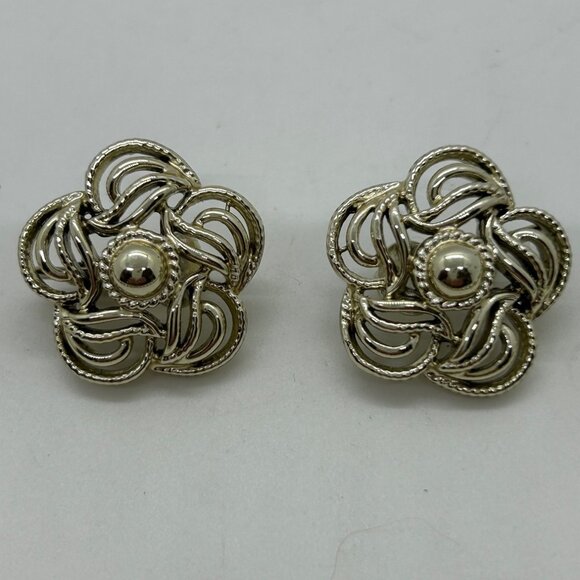 Vintage Coro Gold-Tone Necklace & Matching Unsigned Clip-On Earrings Set - Picture 7 of 15